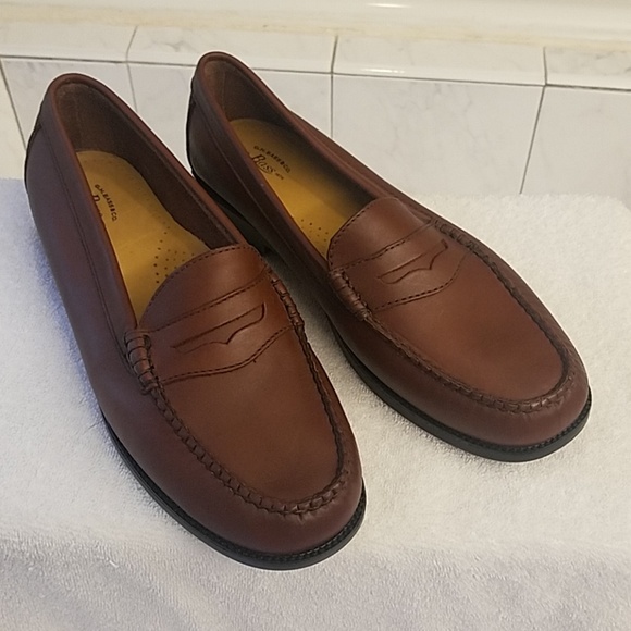G.H. Bass & Co. Shoes - Bass penny loafers. NWOB